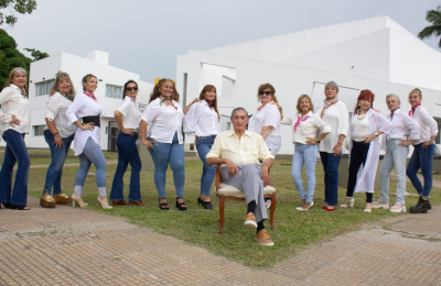Jean y blanco