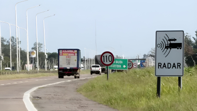 El gobierno evalúa la posibilidad de dar marcha atrás con las fotomultas