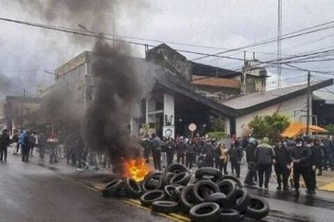 misiones huelga policías.jpg