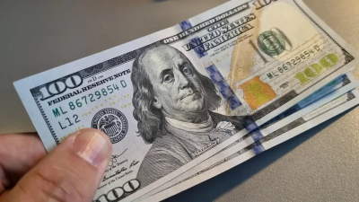 El dólar blue subió 30 pesos y acompañó el aumento de los financieros de ayer