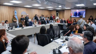 Diputados debate proyecto para declarar "servicio esencial" a la educación