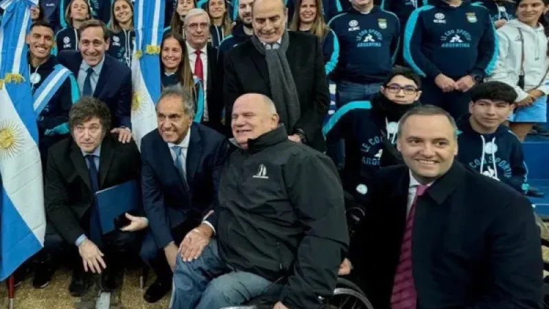 La reacción viral de una deportista tras saludar a Javier Milei