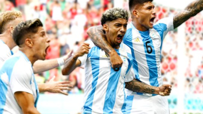 El árbitro anuló el último gol y Argentina perdió con Marruecos
