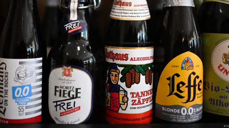 Consumidores alemanes beben cada vez más cerveza sin alcohol