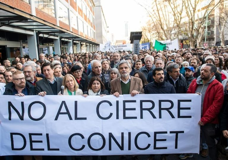trabajadores-del-conicet.jpg