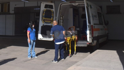 Una mujer es salvada por vecinos cuando era golpeada por su expareja