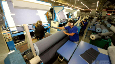 El empleo privado formal mostró una leve recuperación en mayo