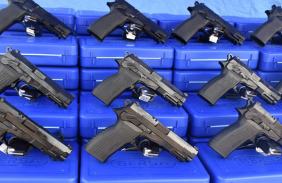 Dotan de pistolas nuevas a los agentes de la Policía del Chaco