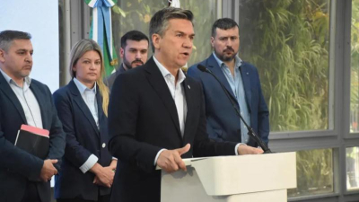 Zdero anunció 15,56% de aumento salarial para el sector público