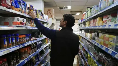 Las ventas en supermercados cayeron en la provincia 17,5% en junio