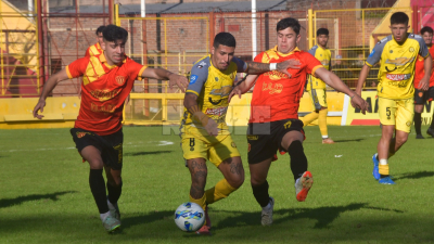 Sarmiento empató ante Crucero y todo quedó comprimido abajo