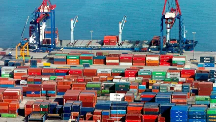 exportaciones-containersjpg.webp