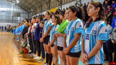 Unos 350 deportistas chaqueños viajan a Mar del Plata para los Juegos Evita