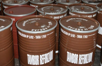 Interés alemán por la miel que se produce en la zona de San Martín