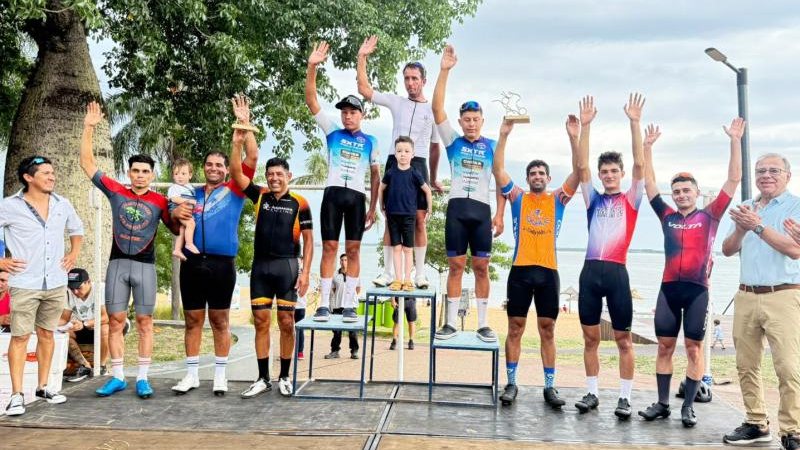 Regresó a lo grande la "Vuelta Corrientes"