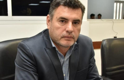 "No hay una factura que diga que se compró al menos una retroexcavadora"