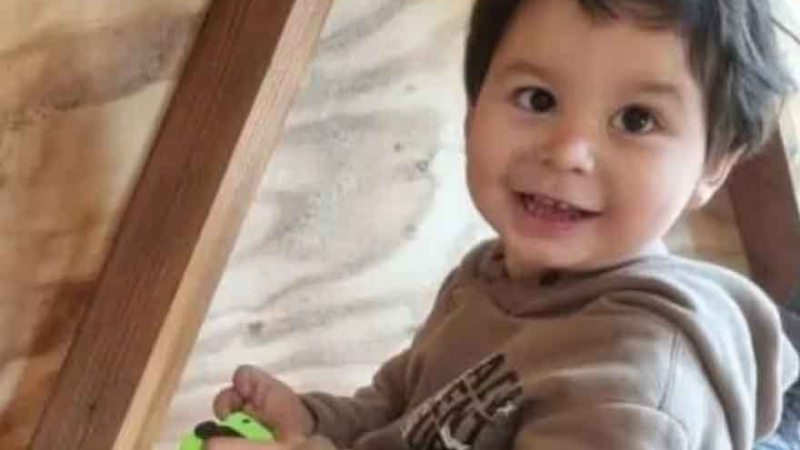 Desesperada búsqueda de un niño de tres años que se perdió en el lago Gutiérrez