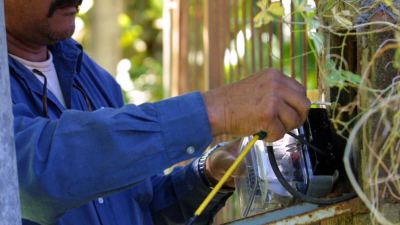 Piden prorrogar hasta marzo la política que suspende cortes del servicio de energía