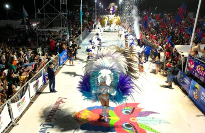 A pura fiesta, Quitilipi vivió la primera noche de corsos