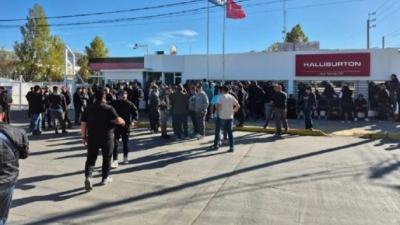 Chubut: petroleros en alerta por 290 despidos en Halliburton