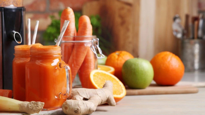 Irresistible jugo prensado en frío de zanahoria, naranja y jengibre