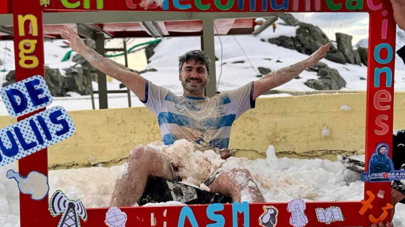 El argentino que hizo historia y lo festejó con un chapuzón en aguas heladas