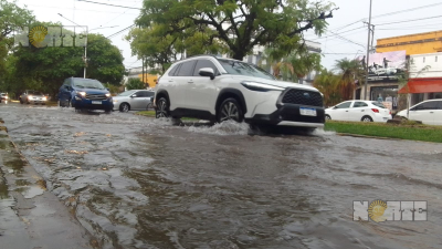 En Resistencia cayeron 25 milímetros y estiman que por la tarde subirá el registro