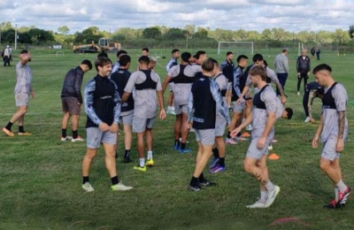 For Ever entrenó por primera vez en su predio: hoy, práctica de fútbol