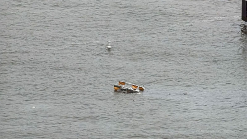 Seis muertos al estrellarse un helicóptero en el río Hudson