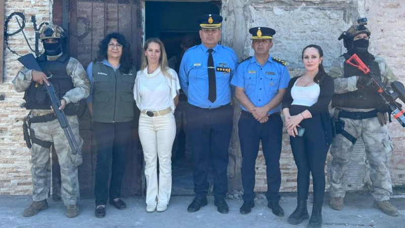 Tres narcos detenidos en allanamientos interfuerzas
