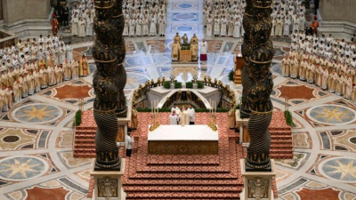 El Papa a los sacerdotes: convirtámonos en anunciadores de la esperanza