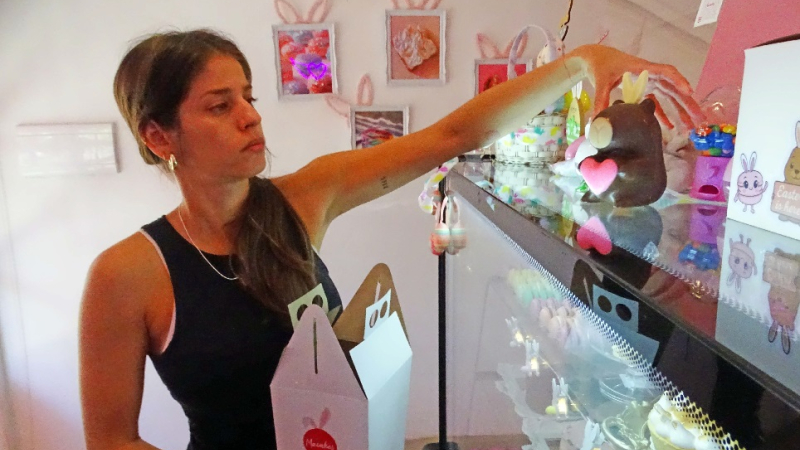 Tres historias de emprendedoras que elaboraron productos para Semana Santa