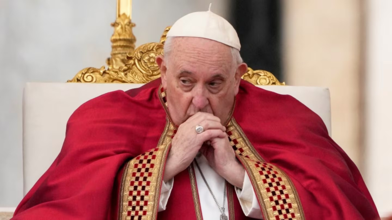 Antes que el Vaticano, la prensa italiana filtró detalles sobre la causa de la muerte de Francisco