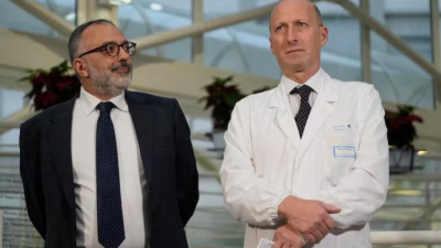 "Tenía los ojos abiertos, pero no contestó... le di una caricia"