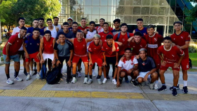 Estudiantes va por la punta del Apertura