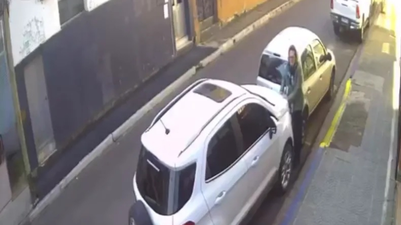 "Pensé que me habían robado el auto": el testimonio del chaqueño víctima de un insólito episodio viral en Corrientes