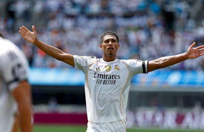 Con diez jugadores, Real Madrid venció a Pachuca y sumó su primera victoria en el torneo