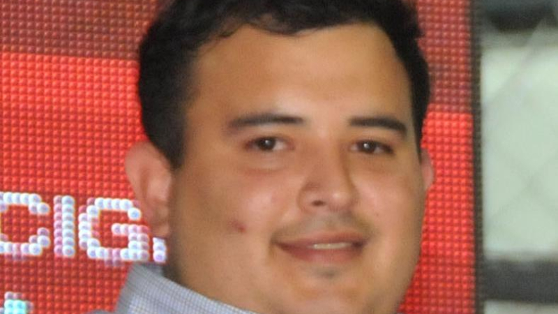 Preocupación por la salud del periodista Gastón Lobos