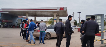 auto cuarenta.jfif