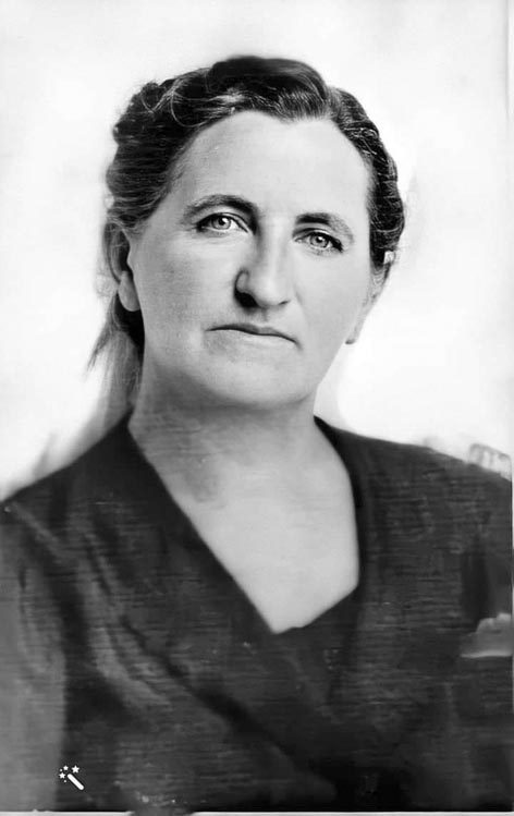 Esther Machicote de Díaz.jpg