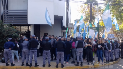 Reclamo sindical frente al Superior Tribunal de Justicia: la CGT Chaco marchó contra los despidos masivos
