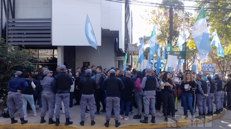 Reclamo sindical frente al Superior Tribunal de Justicia: la CGT Chaco marchó contra los despidos masivos