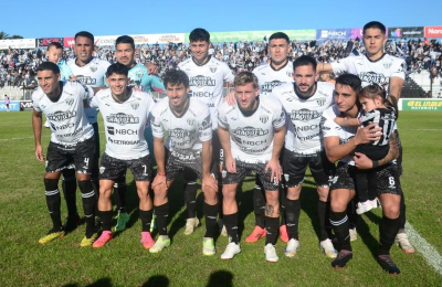 For Ever ante Mitre: equipo que gana no se toca