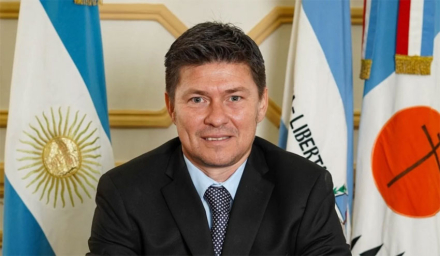 almiron.jpg