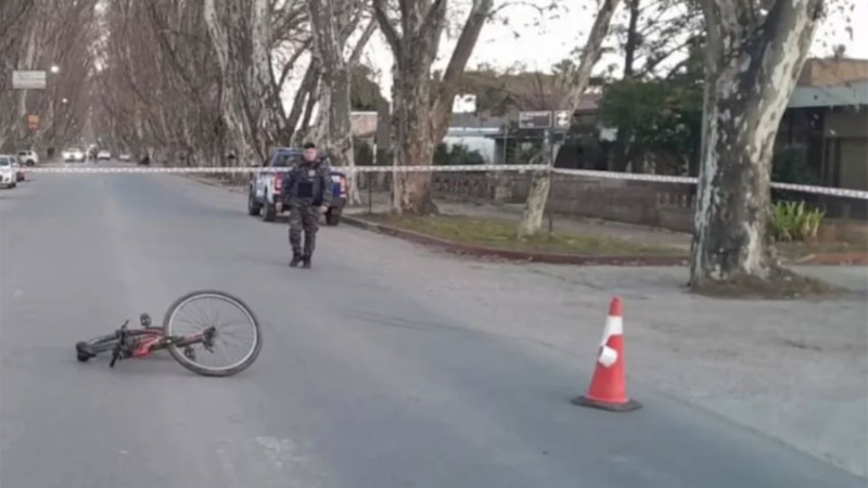 Aprendía a manejar, atropelló y mató a un ciclista