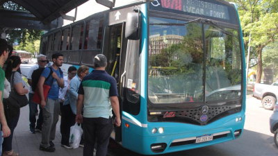 Se destraba un acuerdo entre la UTA y empresarios para evitar despidos