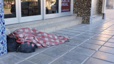 Intensifican la asistencia a personas en situación de calle ante las bajas temperaturas