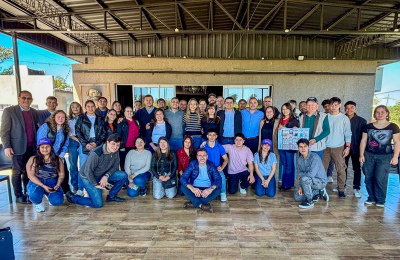 "Al Chaco se lo defiende trabajando junto a la gente", arengó Schneider