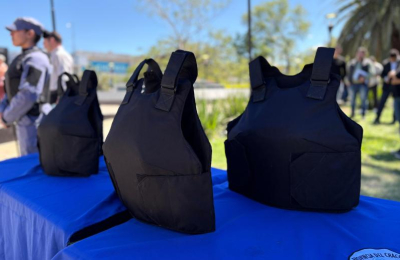 Refuerzo de la seguridad: histórica primera entrega de chalecos balísticos para personal policial femenino