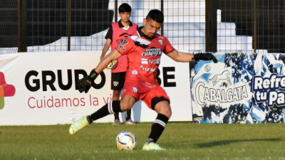 Alan Luque regresa al once de For Ever